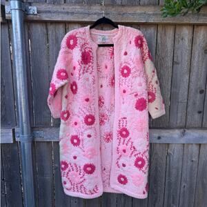 VTG  Gene Shelly's Boutique Internationale wool SWEATER COAT embroidered flowers